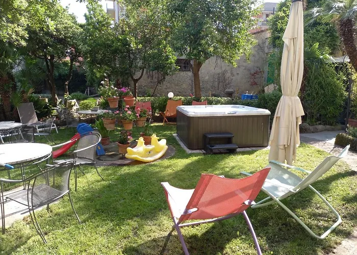 Отель Miramare 3*