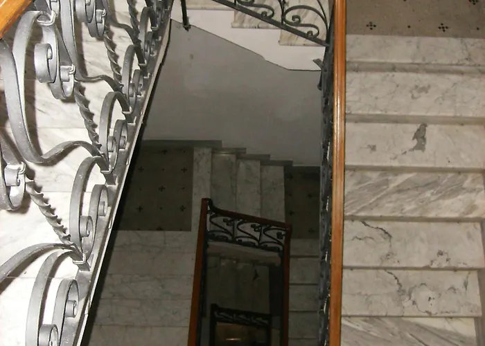 Miramare لافانيا